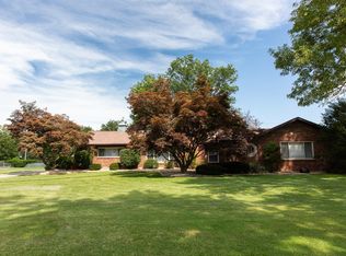 23 Weinel Dr, Fairview Heights, IL 62208