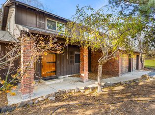 62255 Wallace Rd, Bend, OR 97701