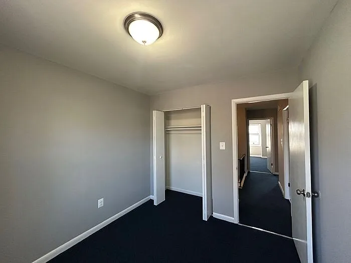 499 Berkshire Ct — Photo 9
