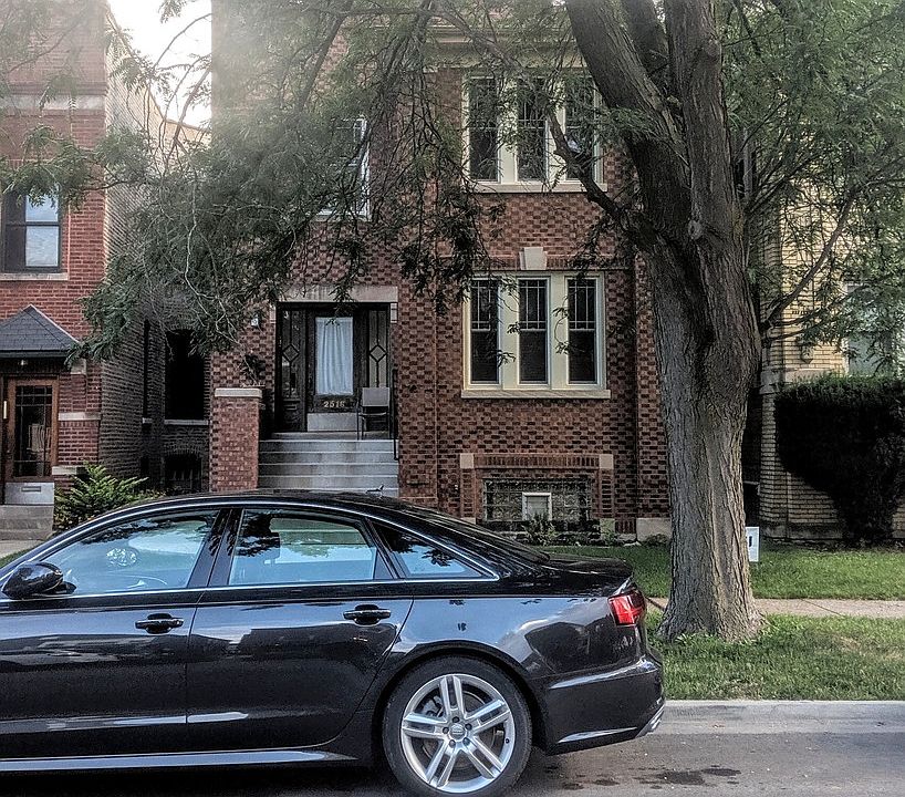 1st image of 2516 W Eastwood Ave #1