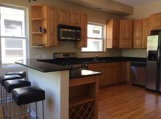 1920 W Roscoe St #2, Chicago, IL 60657