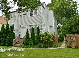 1929 Darrow Ave, Evanston, IL 60201