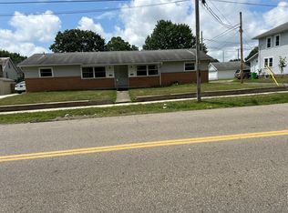 110 N Crater Ave, Dover, OH 44622