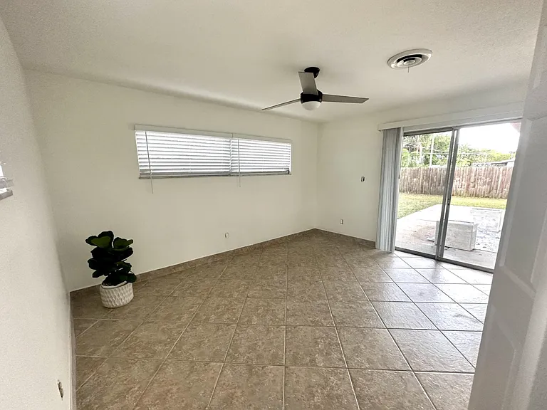 250 Andros Dr — Photo 11