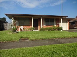 1352 Redwood Dr, Harvey, LA 70058