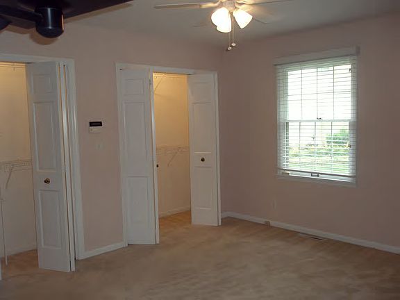 3rd image of 29 Lakeshore Dr