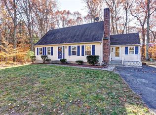 9 Lake Blvd, East Hampton, CT 06424