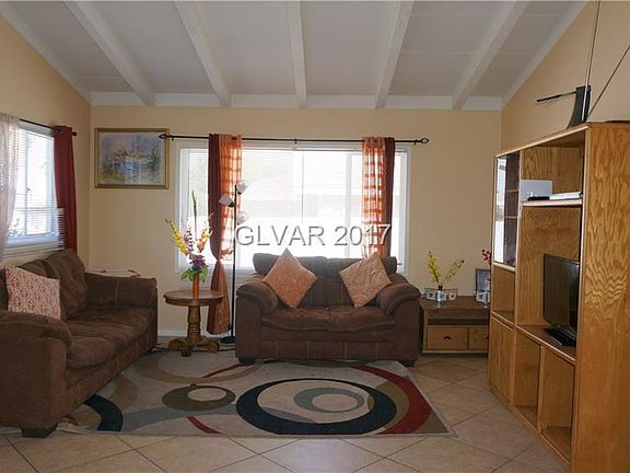 4th image of 1736 Howard Ave