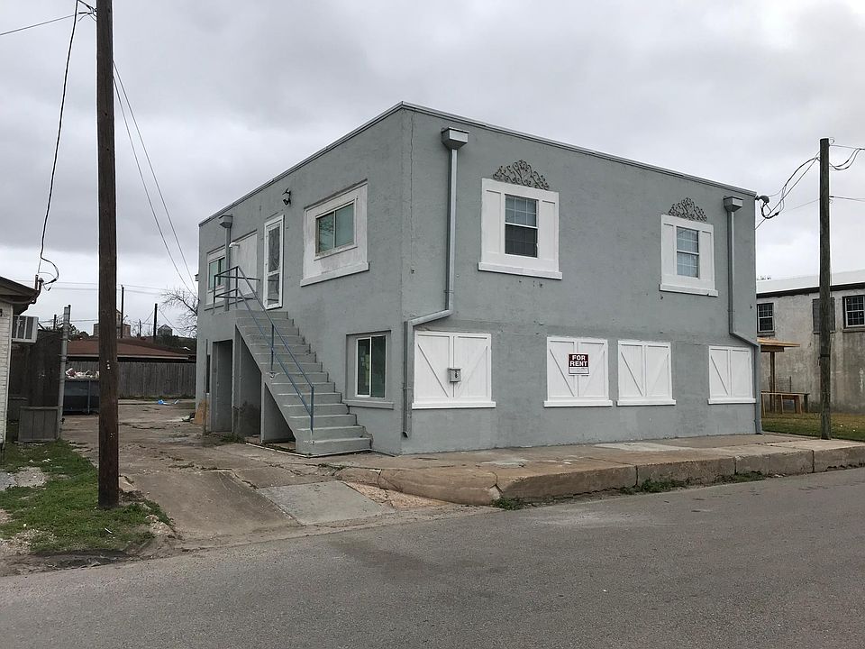 1st image of 1609 1st St #G