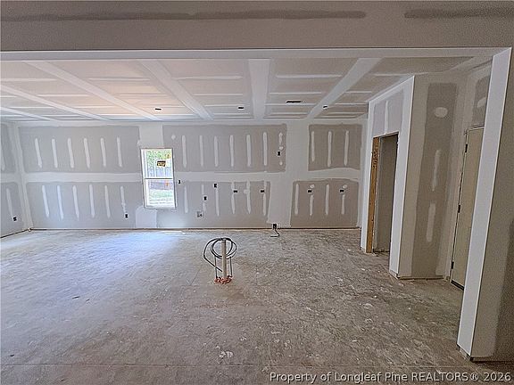3rd image of 404 Gleneagles Ct
