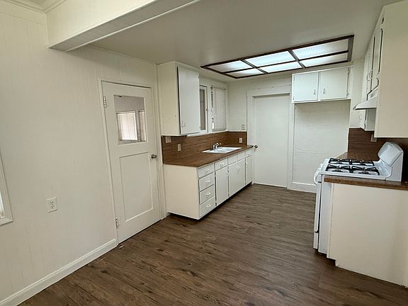 2nd image of 2306 S Garden Street