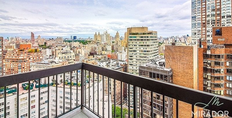 1st image of 145 W 67th St APT 33E