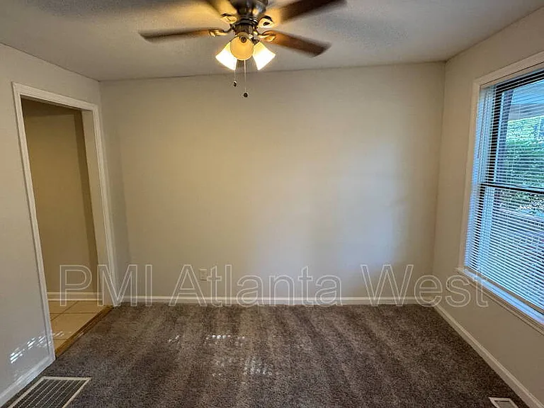 1796 Spring St — Photo 7