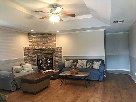 3rd image of 206 Wingfield Dr