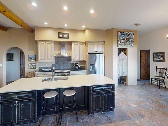 2nd image of 71 Gulch Ln