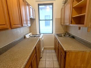 21-58 35th St APT 2C, Astoria, NY 11105