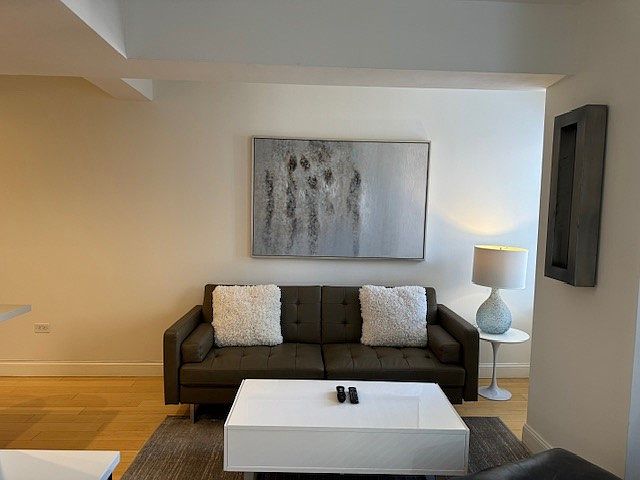 1st image of 150 W 51st St APT 1611