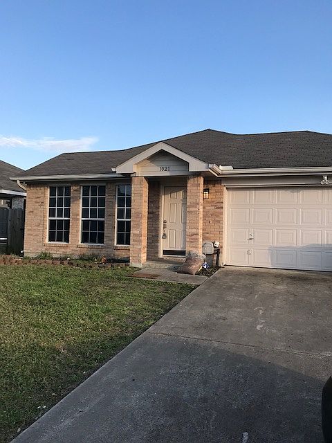 1st image of 1021 Courtney Dr