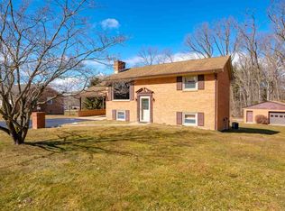 22 Venus Dr, Waynesboro, VA 22980