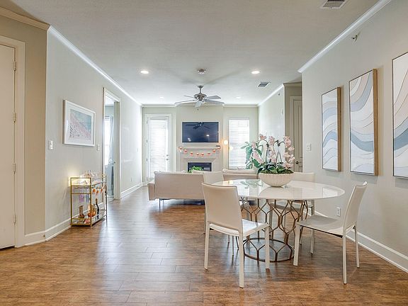 3rd image of 2800 Sandage Ave #301