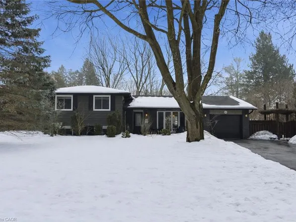 3 Tynedale Ct, Hamilton, ON L0R 1H2