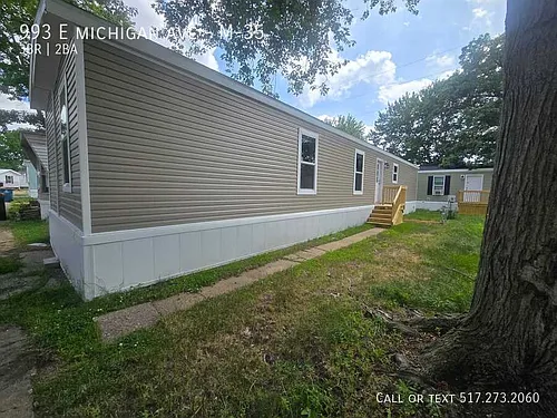 993 Michigan Ave E Photo 1