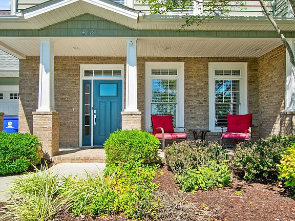 4th image of 413 Willard Dr