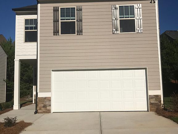 2nd image of 3944 Kingfisher Dr