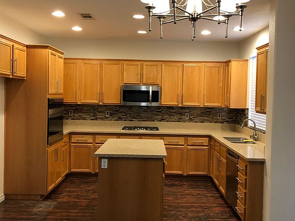 4th image of 13856 Senna St