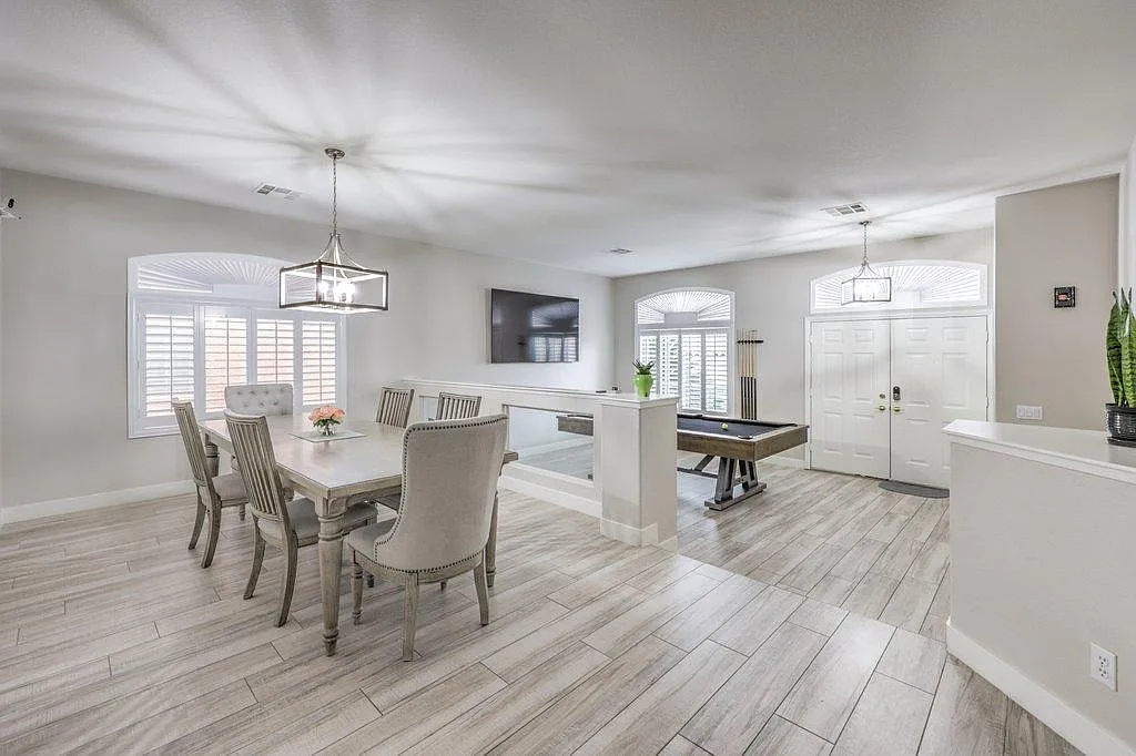 4 bed, 2904 sqft, $4,500 — Photo 1