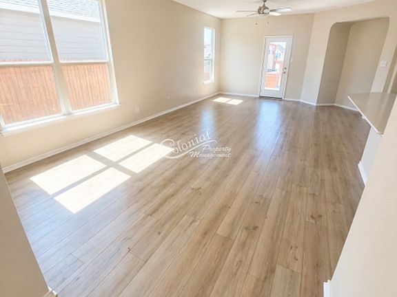 3rd image of 1308 Long Creek Ln
