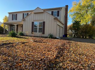 6018 Kingsfield Dr, West Bloomfield, MI