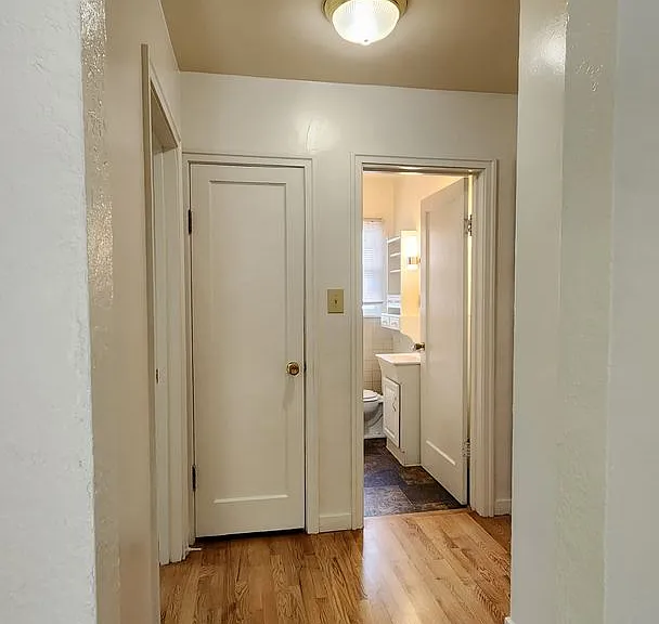 540 Beverly Ave — Photo 8