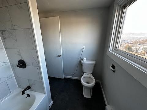 2nd image of 707 Grant St