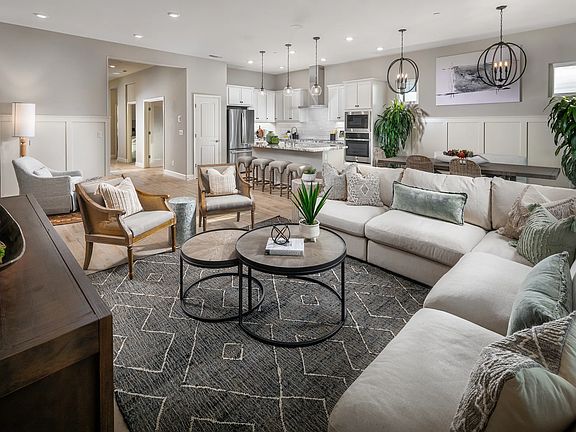 Kindred Balfour Vantage Model Great Room