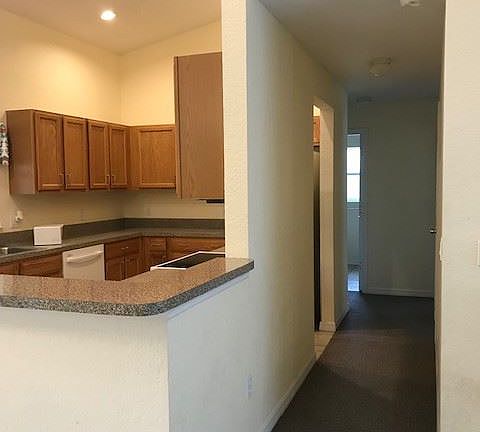 4th image of 7629 McLues Ave