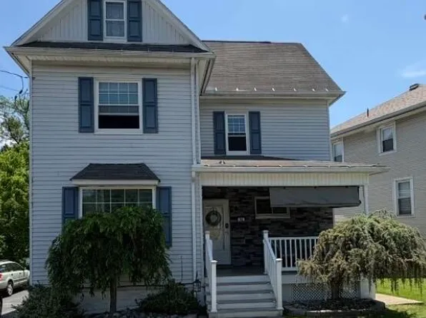 96 Center St, Pittston, PA 18640