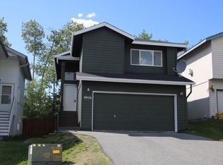 8926 Meadow Park Cir, Eagle River, AK 99577