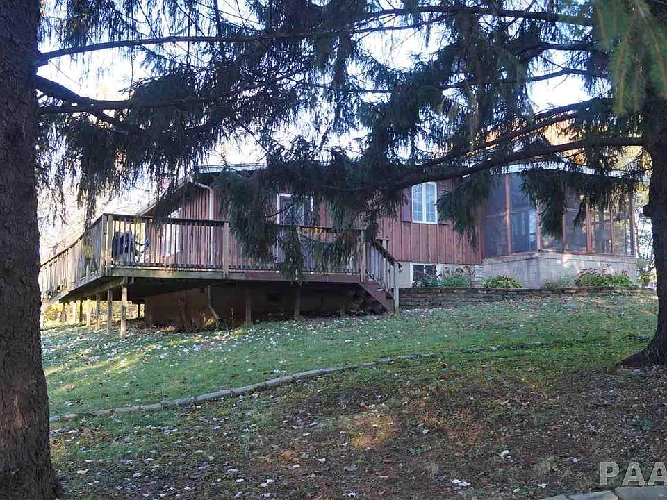 2nd image of 214 S Segler Ln