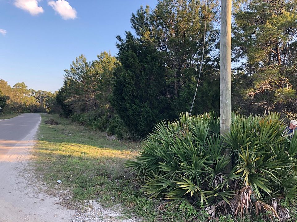 2nd image of 2052 Lighthouse Rd