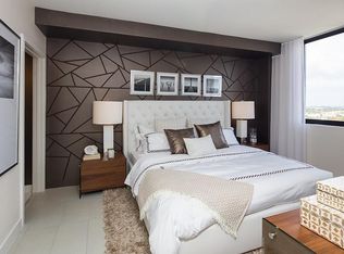 1750 SW 8th St #305, Miami, FL 33135