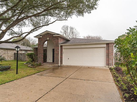 3rd image of 5322 Town Park Blvd