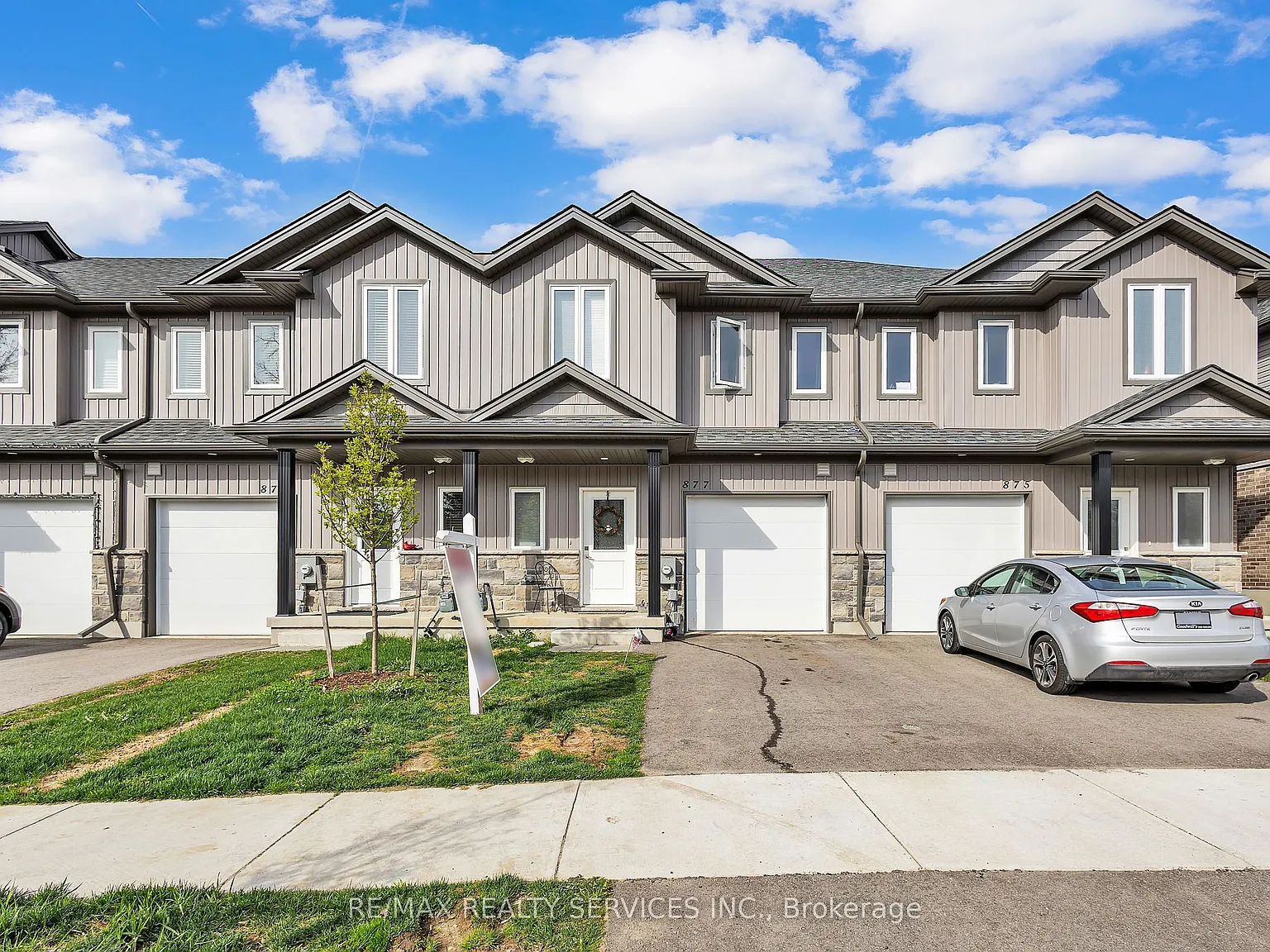 3 bed, $2,500 — Photo 3