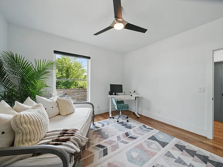 708 Cross Trail Dr — Photo 27