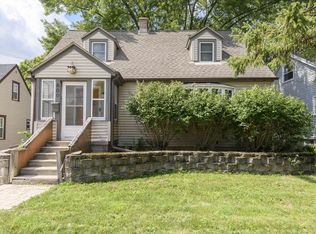 800 Western AVENUE, Waukesha, WI 53188