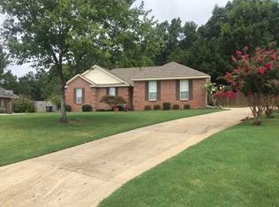 81 Grove Park Loop, Wetumpka, AL 36093