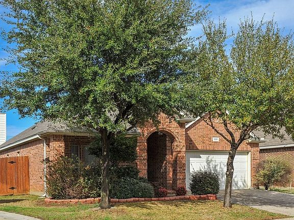 2nd image of 1031 Shortleaf Pine Dr
