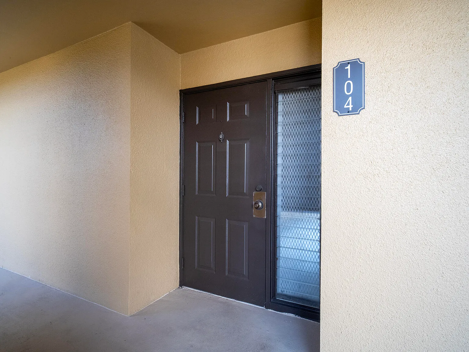 2 bed, 2.0 bath, 1311 sqft, $2,450 — Photo 3