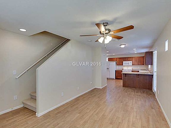3rd image of 5167 Floralita St