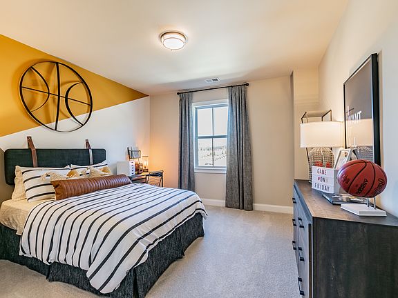 5th image of 313 Caledonia Ct